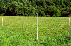 solid fiberglass post for rigid corner of net fence